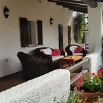 La Liccia Misia فيلة سانتا تيريزا غالّورا