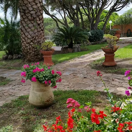 La Liccia Misia Вилла Санта-Тереза-Галлура